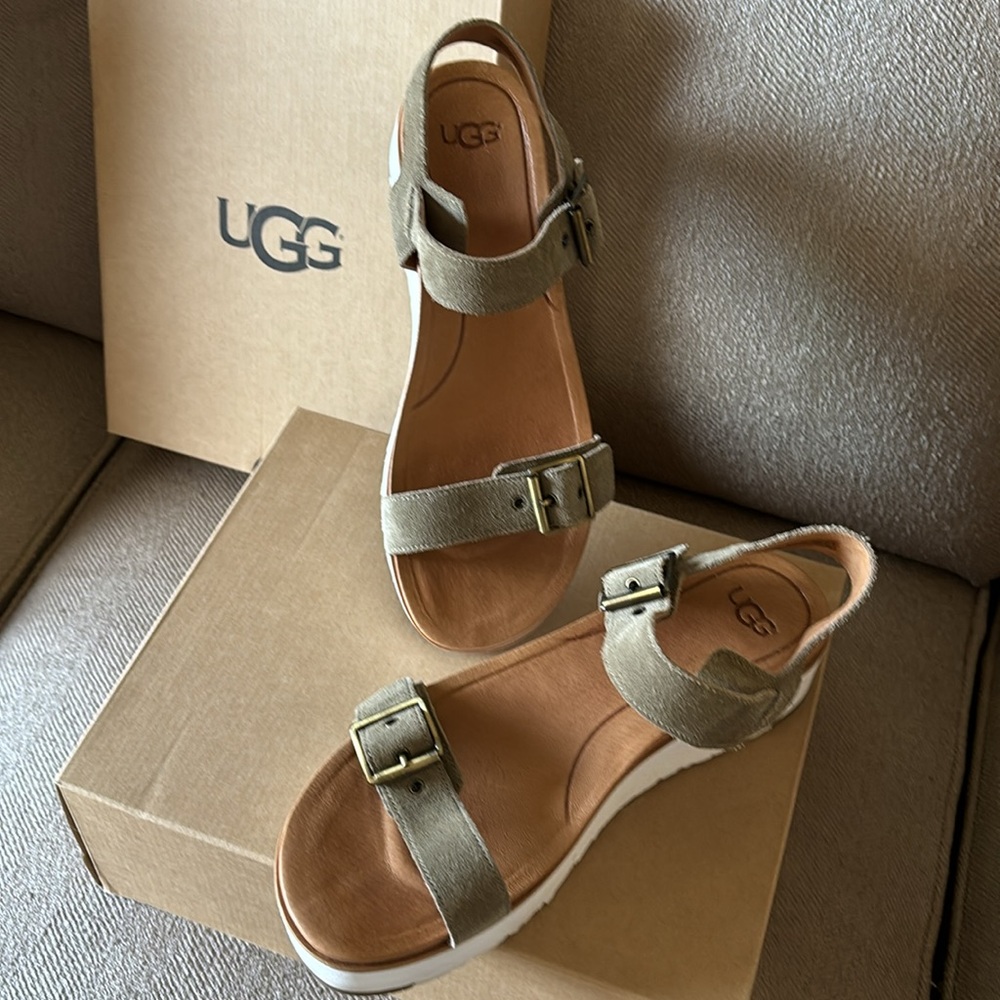 Cute UGG Sandals